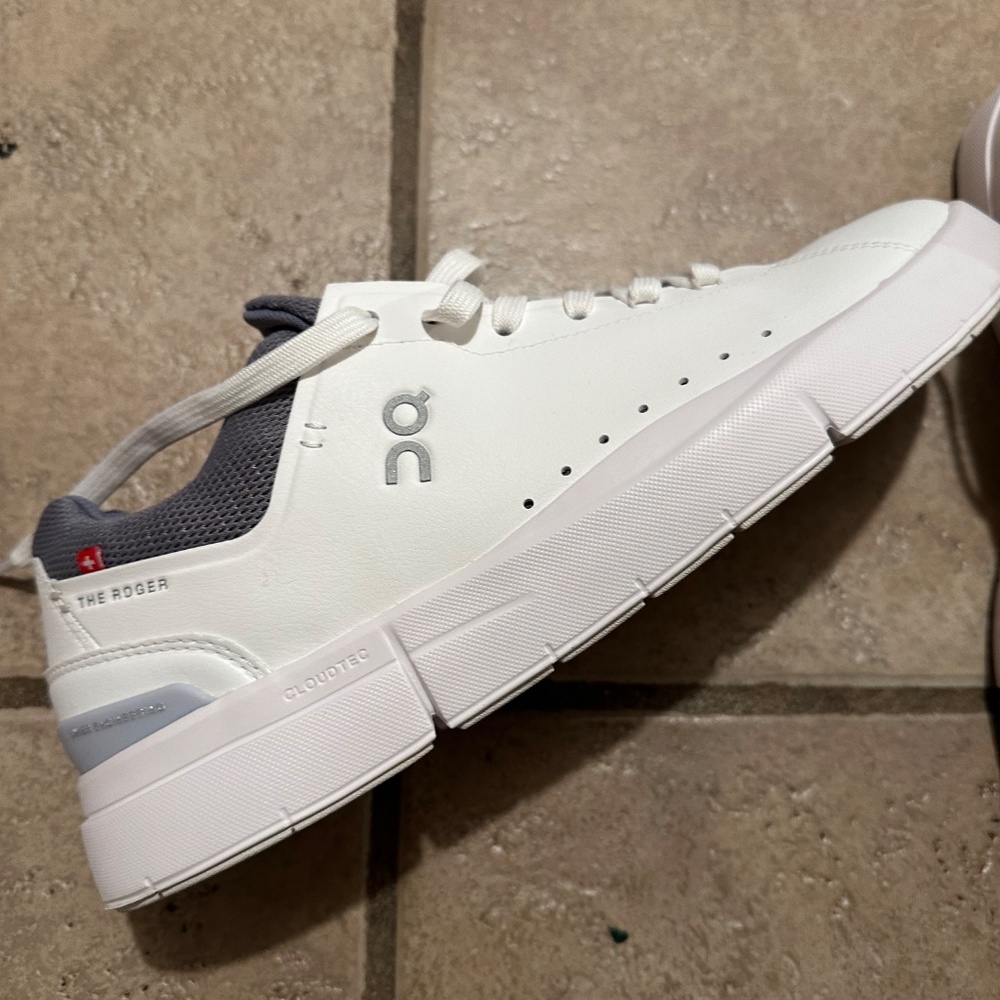 Brand new men’s on cloud shoes size 9.5 - Picture 5 of 7